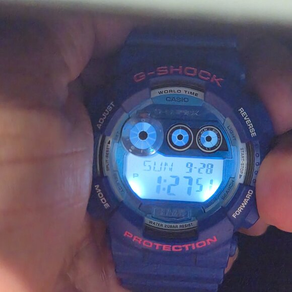 Casio G Shock NWOT condition Blue digital - Picture 4 of 11